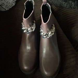 Marc Fisher LTD Parrie Silver Chain Platform Booties (in Box) 10M.